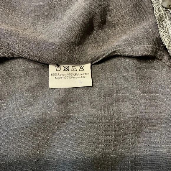 Mad Style Lace Embellished Gray Tunic, Large - Picture 5 of 9